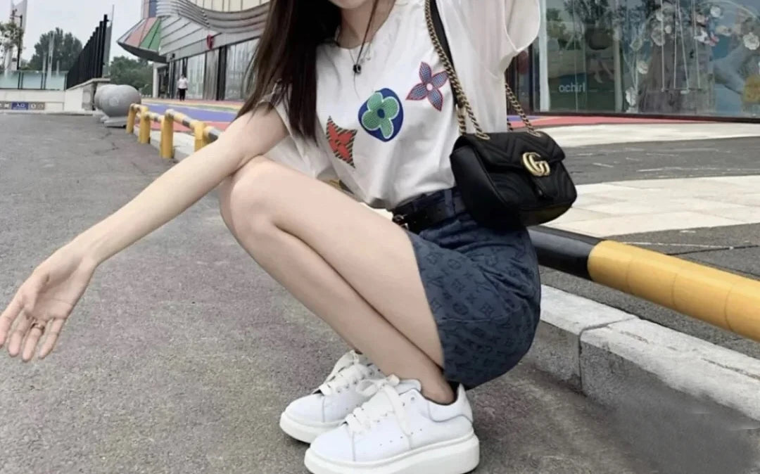 2024 Classic Leisure Sports Sneakers Height Increasing Lovers With Men's and Women's Thick Bottom fFlat Lace-up Waterproof Shoes