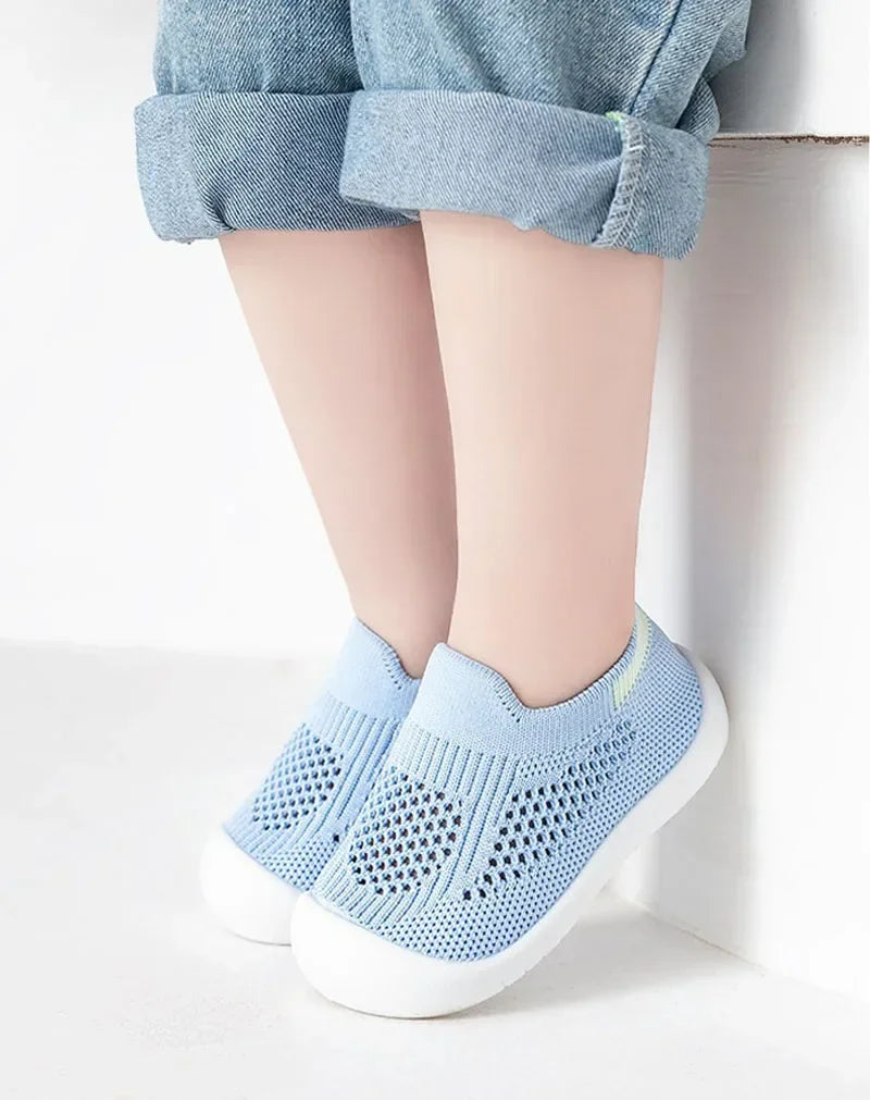 Spring Summer Toddler Shoes Breathable Knitted Kids Sneakers Boys Slip-on Tennis Shoes Girls Soft Non-slip School Casual Shoes