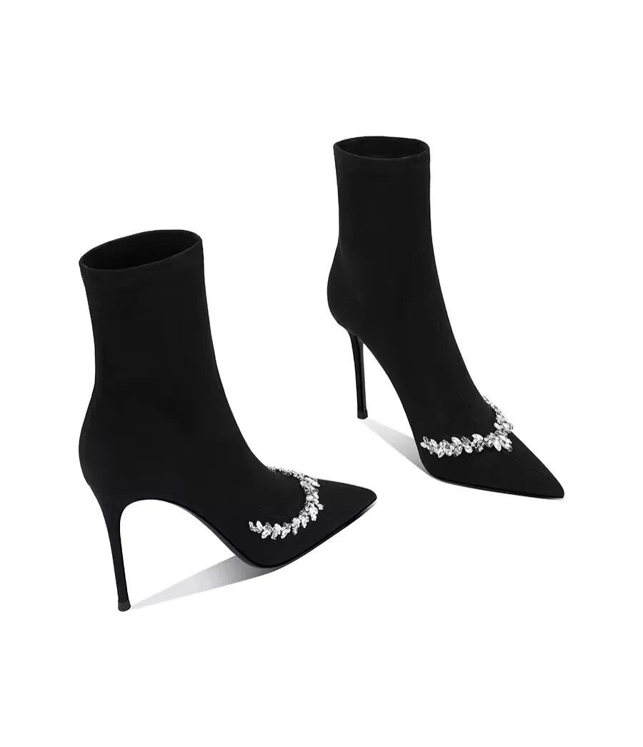 High-end pointed-toe, thin-heeled, fashionable ankle boots for women, new water diamond, elegant and noble ankle boots