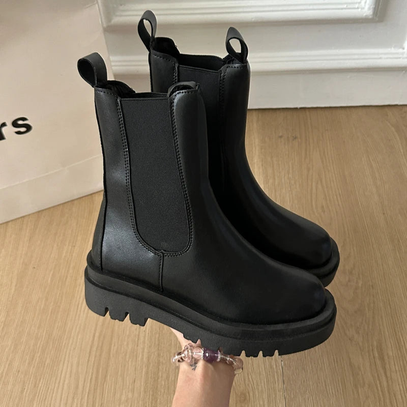 Sooty British-style women's boots 2025 autumn-winter new style fashionable and versatile round-toe short boots with thick soles