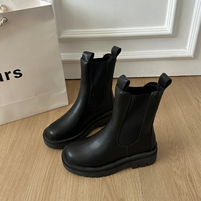 Sooty British-style women's boots 2025 autumn-winter new style fashionable and versatile round-toe short boots with thick soles