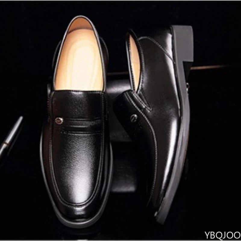 Classic men's business formal casual breathable shoes are simple comfortable low cut breathable versatile men's shoes