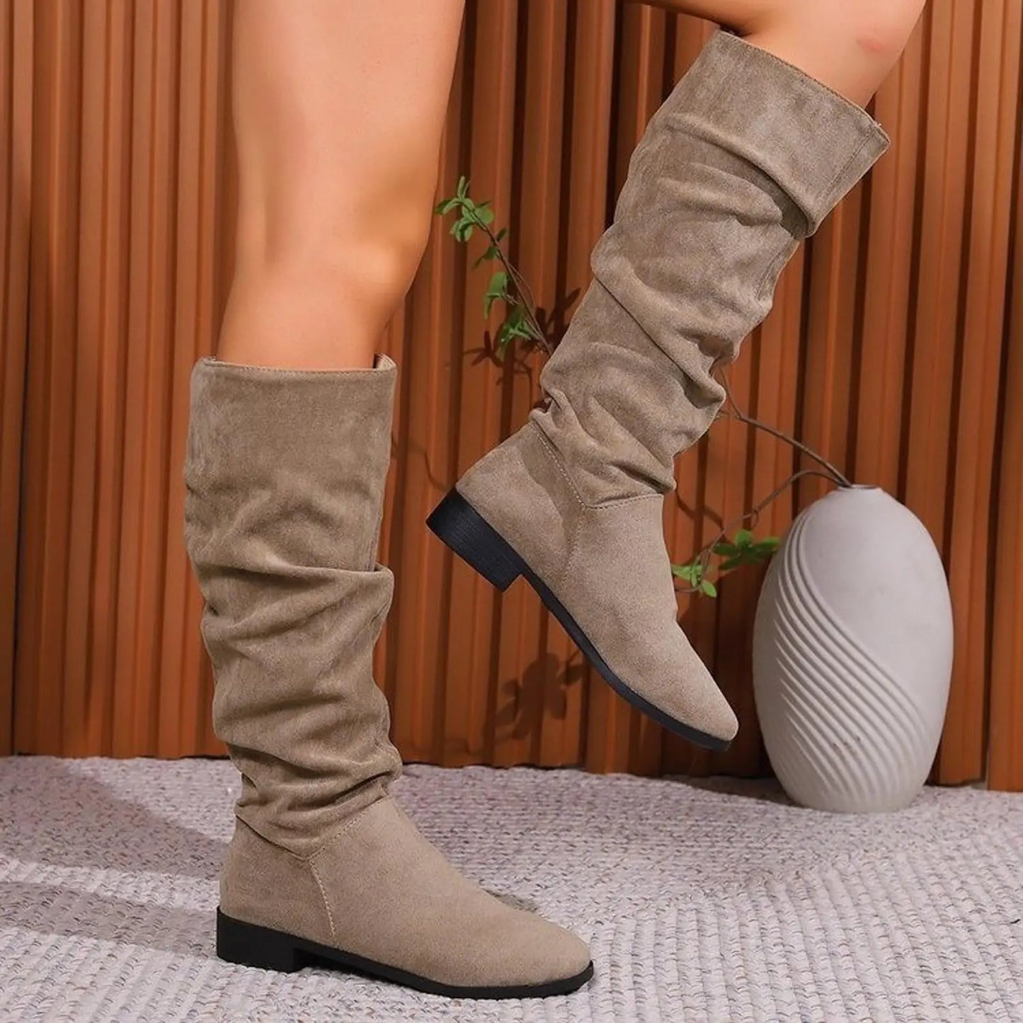 New Autumn Winter Fashion Botas High Quality Pleated Boots Round Toe Thick Bottom Boots Comfortable Women's Boots Mujer