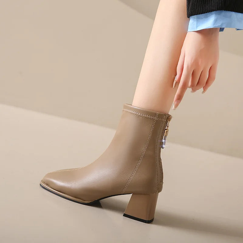 Platform Boot Shoes for Women Modern Western Black Femme Botas Punk Goth Female Winter High Heeled Shoes Round Toe Heels Botines