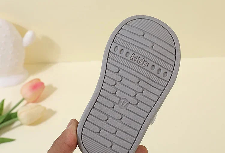 Kids Sports Shoes New Boy' Soft Sole Antiskid Shoes 1-3Year Old Tide Comfortable Sandals for Boy Baby Casual Shoes Kids Sneakers