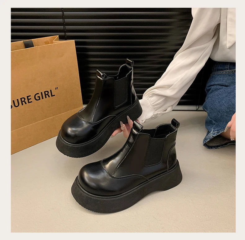 Fall New Style Thick-soled Women's Fashionable Boots, Retro Big-head Short Boots, Anti-slip and Wear-resistant Outdoor Boots