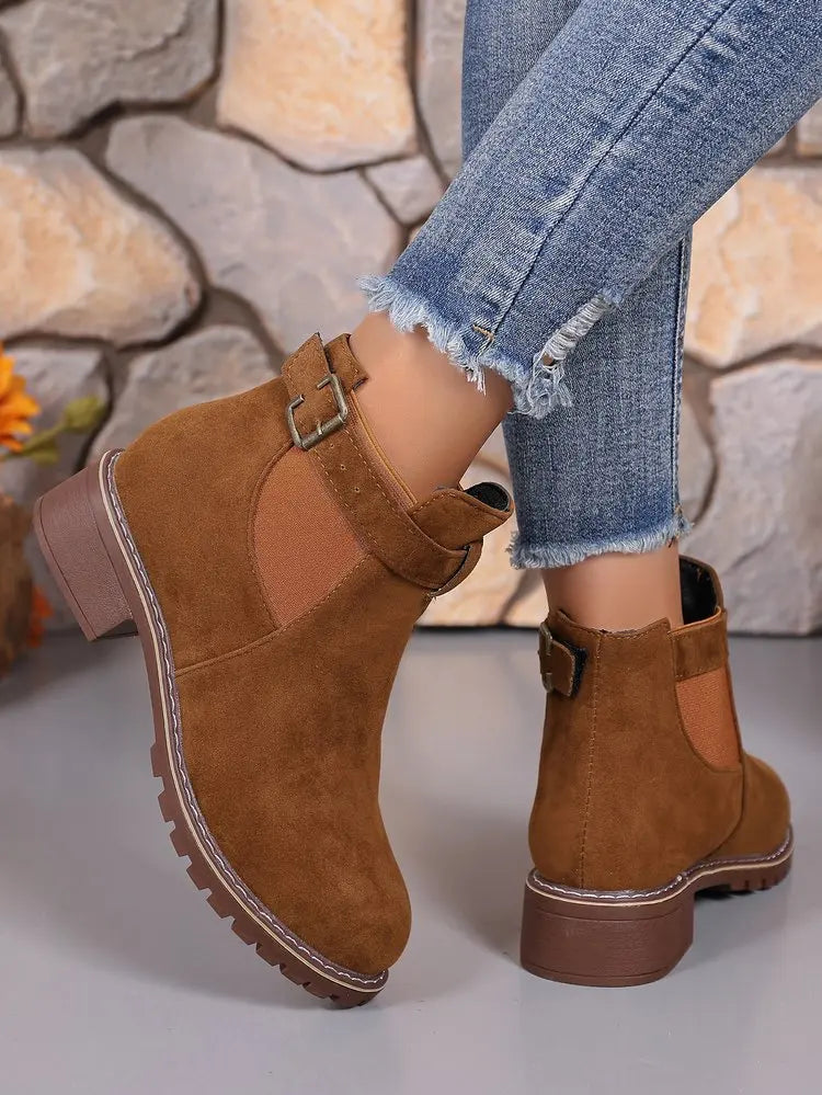Autumn Winter Women Boots High Quality Belt Buckle Women Platform Boots Fashion British Style Round Toe Ankle Boots Women Shoes