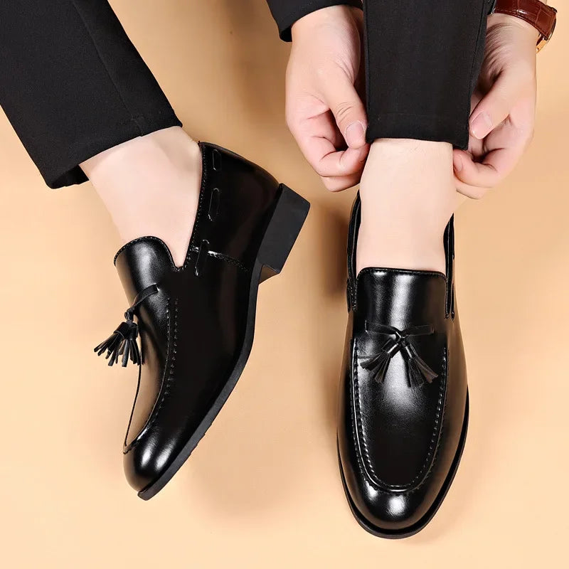 Mens Dress Shoe Fashion Male Loafers Business Wedding Shoe Men Black Elegant Classic Man Formal Leather Social Men's Lofer