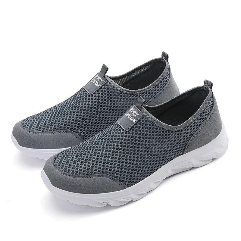2023 Lightweight Men Casual Shoes Breathable Slip on Male Casual Sneakers Anti-slip Men's Flats Outdoor Walking Shoes Size 39-47