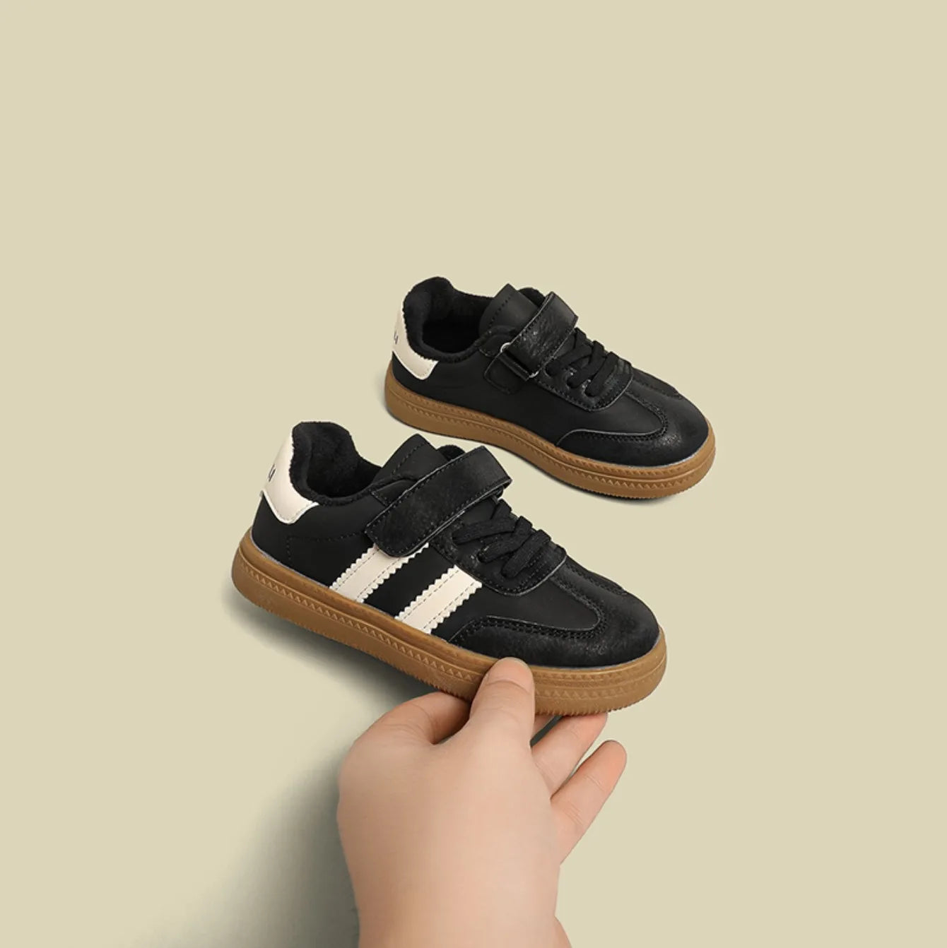 Children Casual Sneakers New Black Soft Bottom Girls Boys German Training Shoes Autumn Winter Fashion Red Kids Baby Casual Shoes