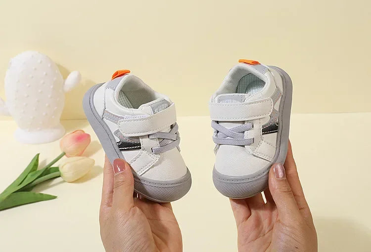 Kids Sports Shoes New Boy' Soft Sole Antiskid Shoes 1-3Year Old Tide Comfortable Sandals for Boy Baby Casual Shoes Kids Sneakers
