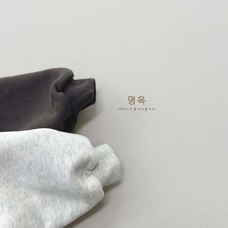 2025 Winter New Baby Long Sleeve Fleece Sweatshirt Infant Boy Girl Solid Warm Pullover Plus Velvet Thick Toddler Casual Clothes