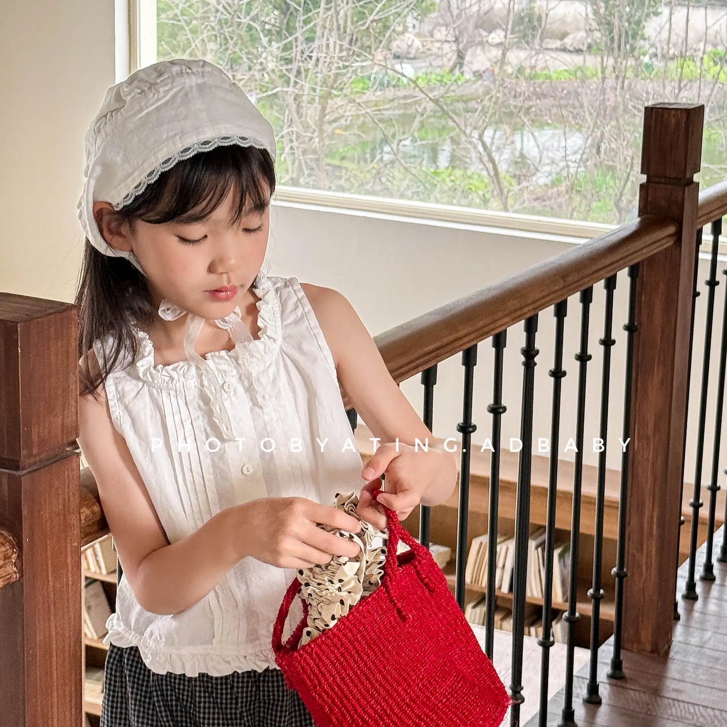 2025 Summer New Girls Sleeveless Lace Shirts Children Cotton Vest Baby Girls Blouse Solid Loose Princess Tops Kids Clothes