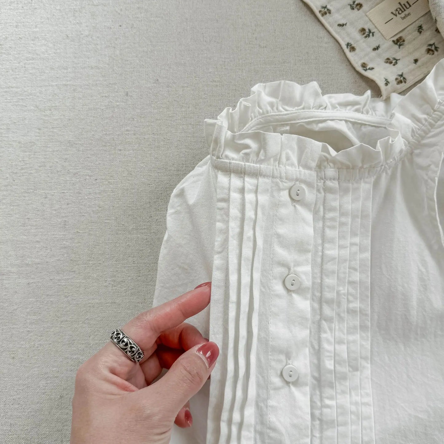 2025 Summer New Girls Sleeveless Lace Shirts Children Cotton Vest Baby Girls Blouse Solid Loose Princess Tops Kids Clothes