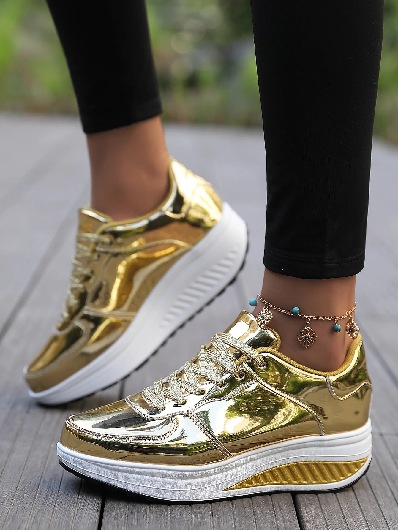 Women Sneakers Fashion Platform Shoes Lace Up Women Casual Flats Shoes Outdoor Lightweight Walking Women Shoes Zapatos De Mujer