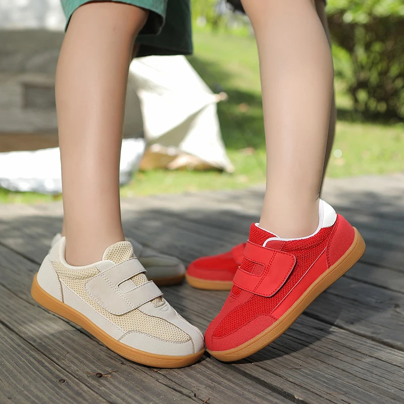 New Children's Soft Soled Board Shoes Boy's and Girl's Anti Slip Sports Rubber Shoes Lightweight Walking Shoes Casual Sneakers