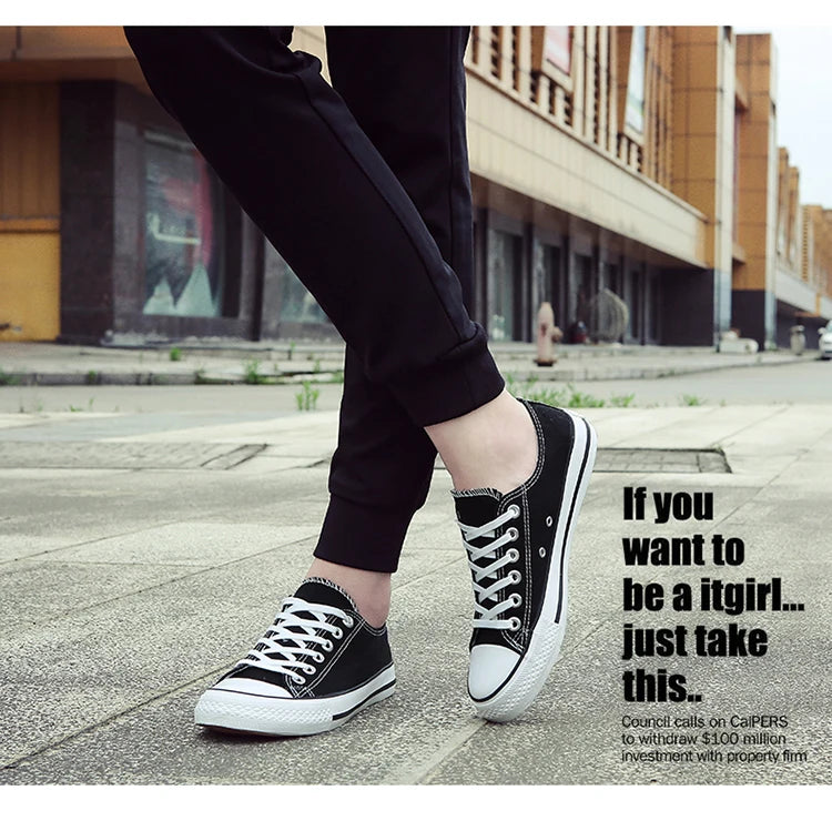 2025 Classic Canva Shoes Korean Style Couple Casual Fabric Shoes Low Top Trendy Versatile Comfortable Men's Board Shoes