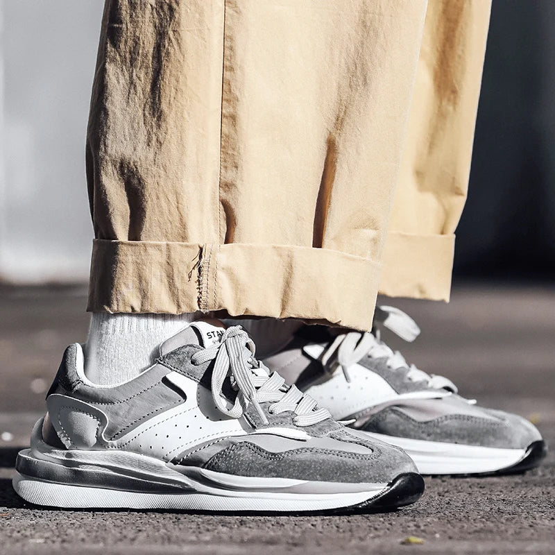 Men's Sports Shoes with Color Matching Fashionable and Versatile Soft-soled Lightweight New Lace-up Outdoor Casual Shoes