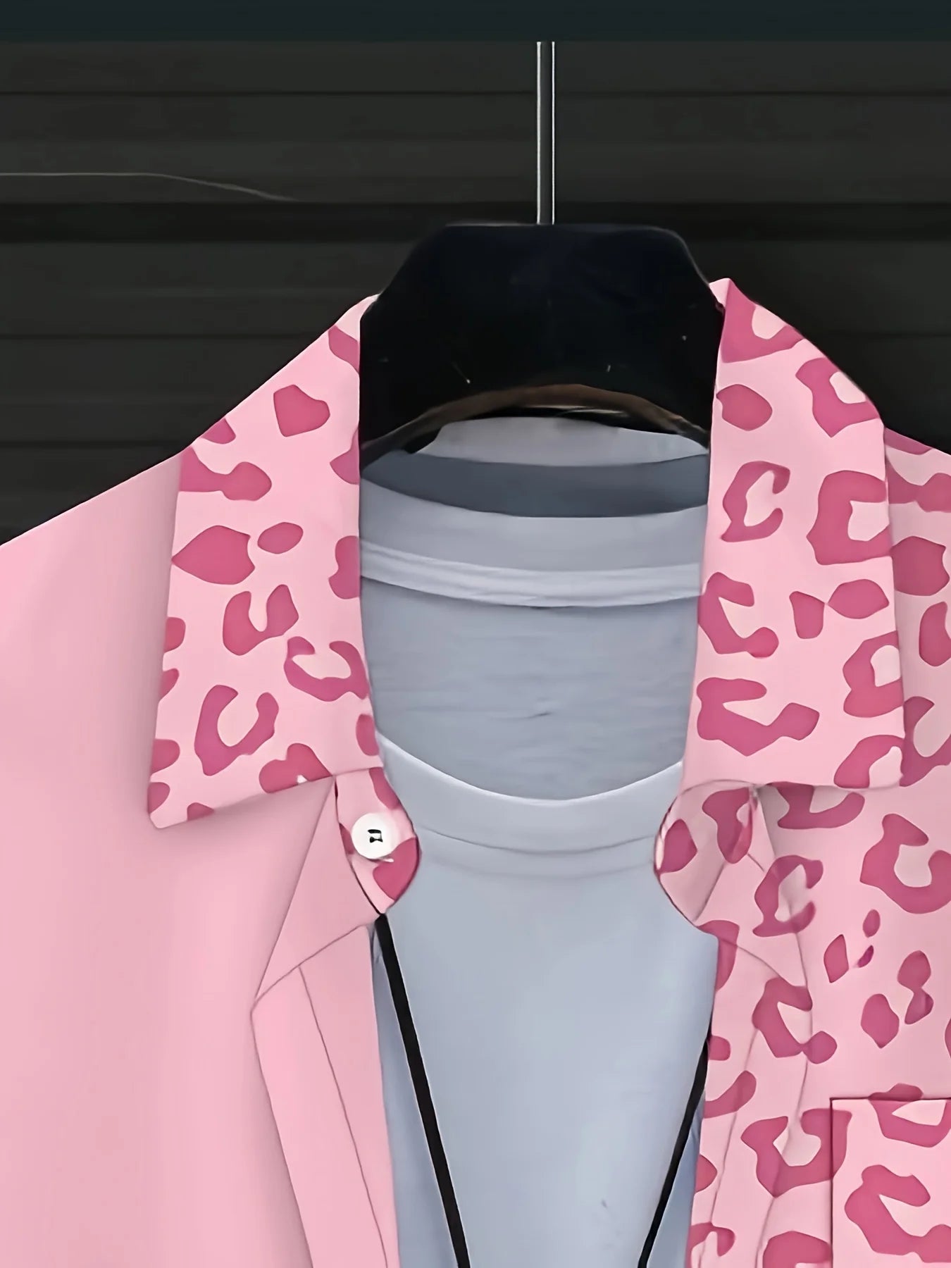 Men's Hawaiian Shirt - Cartoon and Leopard Print Short-sleeved, with a Pocket on the Chest, Machine Washable, Regular Fit, Summe