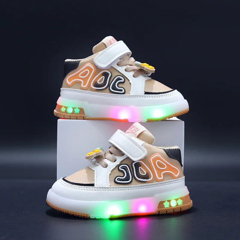 Light Up Sports Shoes for Young Children Fashion Leather Luminous Kids Sneakers Baby Toddler Shoes New Girls Boys Board Footwear