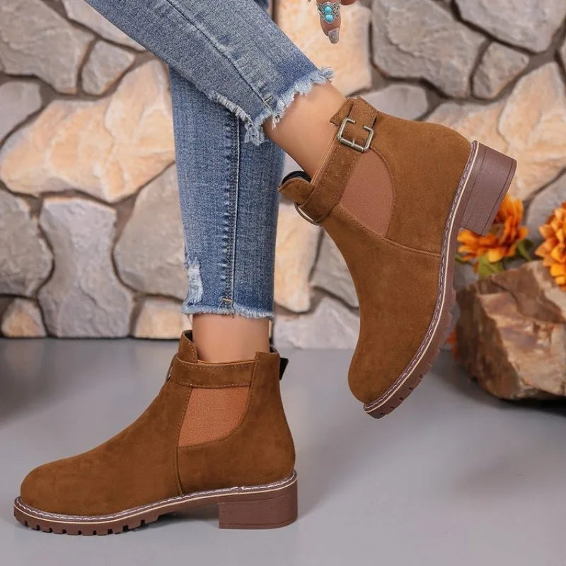 Autumn Winter Women Boots High Quality Belt Buckle Women Platform Boots Fashion British Style Round Toe Ankle Boots Women Shoes