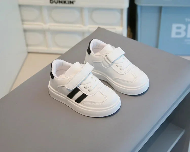 Kids Sports Shoes for School Boys Girls White Shoes Non-slip Soft Sole 2025 New Fashion Children Casual Shoes Hook&loop Trendy