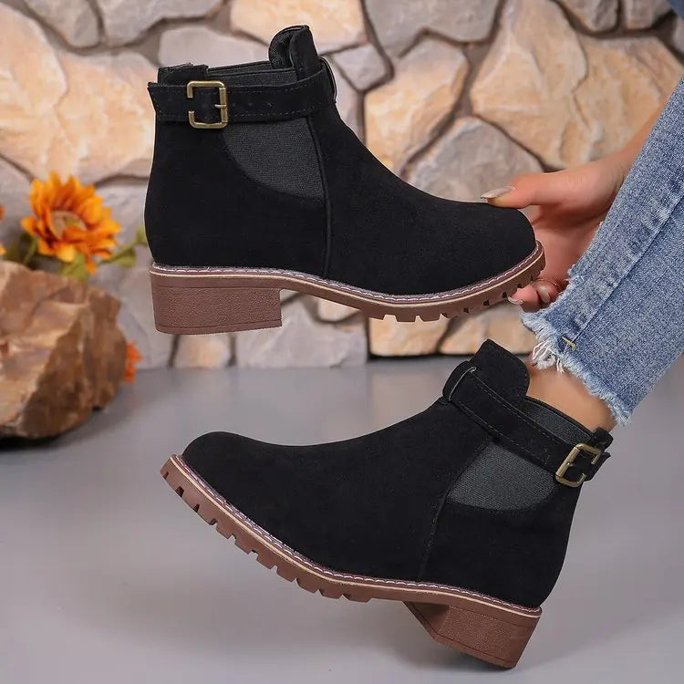 Autumn Winter Women Boots High Quality Belt Buckle Women Platform Boots Fashion British Style Round Toe Ankle Boots Women Shoes