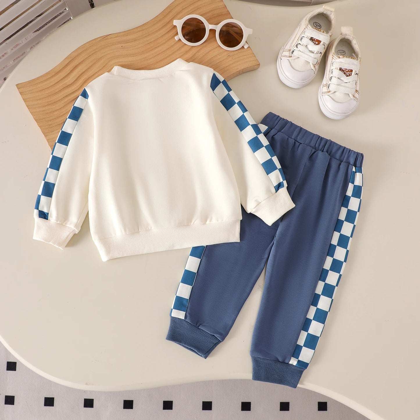 2pcs  Autumn and winter new style for boys, girls and babies 0-3 years old, comfortable and fashionable plaid hoodie set