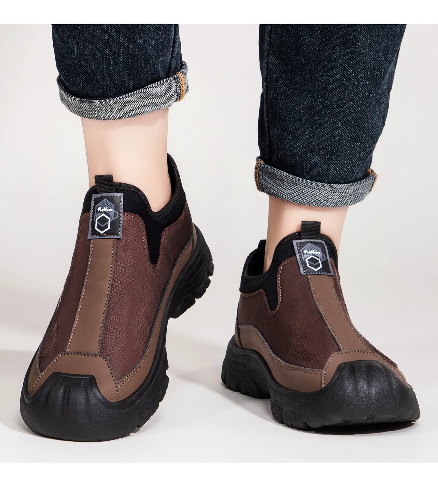 2025 New Men's Shoes Fashion Autumn Sports Shoes Anti slip Versatile Leisure Outdoor Hiking Men's Shoes