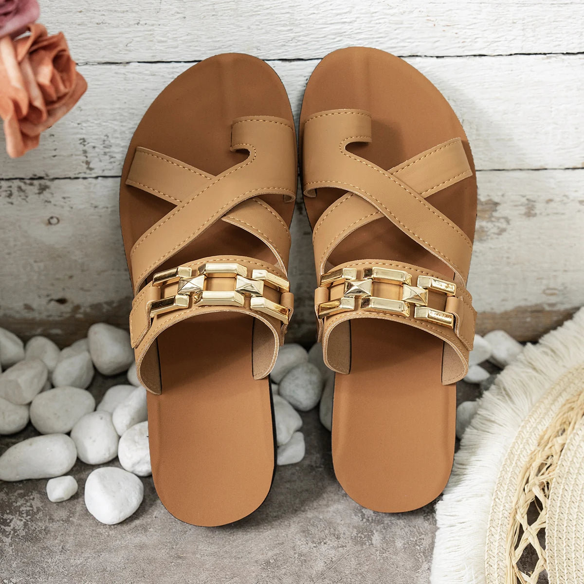 Ladies Fashion Sandals Gold Chain Decoration Comfortable Slip On Flat Bottom Slippers Women's Footbed Casual Summer Shoes