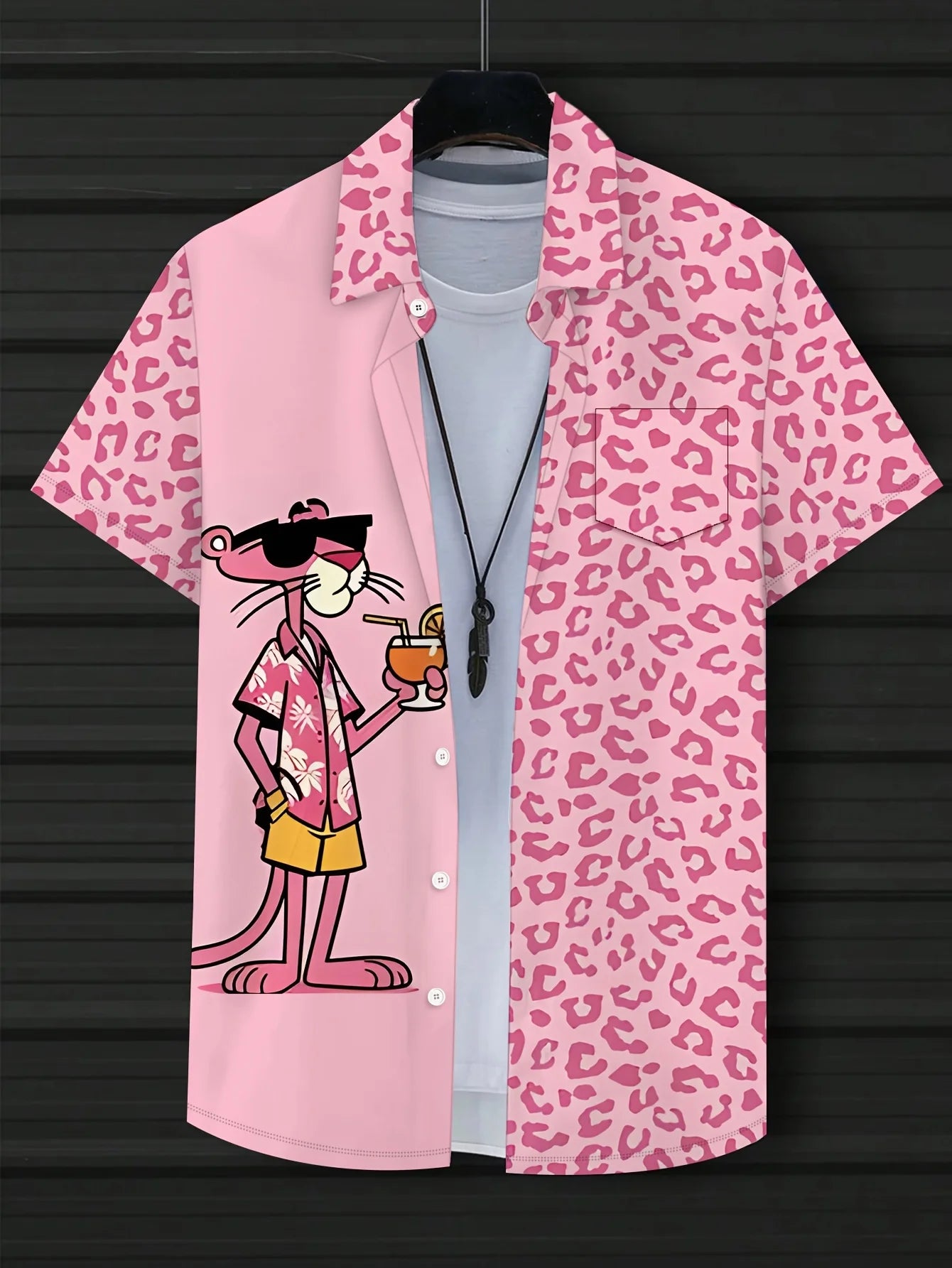 Men's Hawaiian Shirt - Cartoon and Leopard Print Short-sleeved, with a Pocket on the Chest, Machine Washable, Regular Fit, Summe