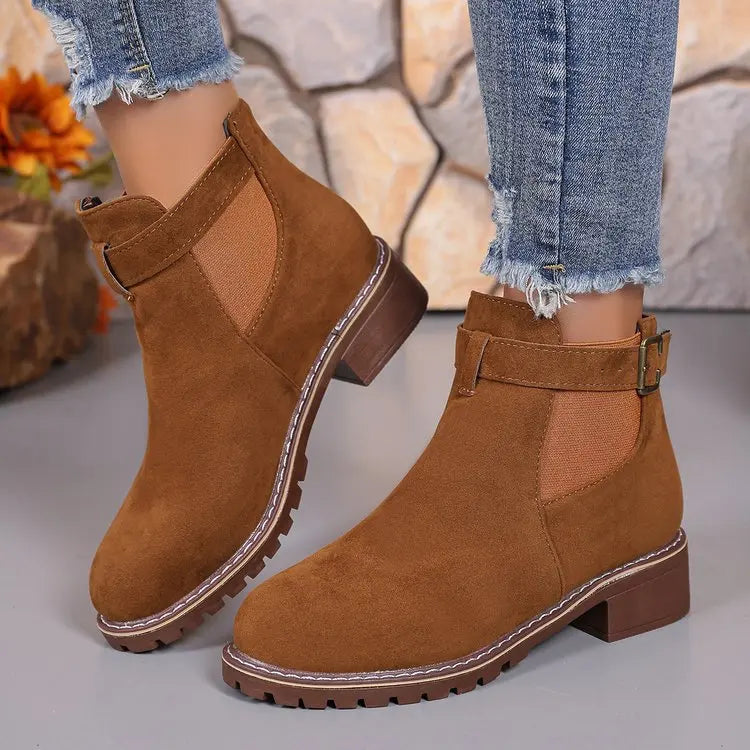 Autumn Winter Women Boots High Quality Belt Buckle Women Platform Boots Fashion British Style Round Toe Ankle Boots Women Shoes