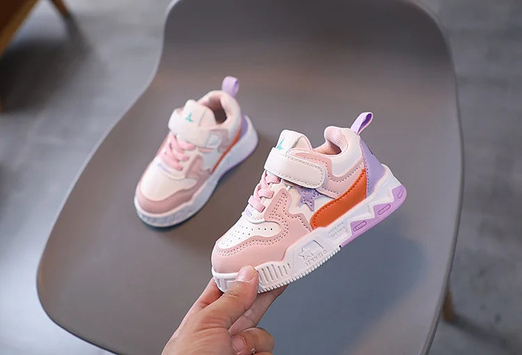 Kids Sports Shoes Children Casual Sneakers Anti Slip Soft Soles Breathable Lightweight Baby Walking Shoes Boys Girls Board Shoes