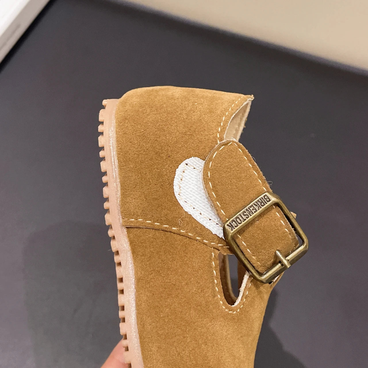 Kids Casual Shoes for Boys Girls 2025 Autumn Toddler Suede Leather Walking Flats Non-slip Versatile Chic Comfort Barefoot Shoes