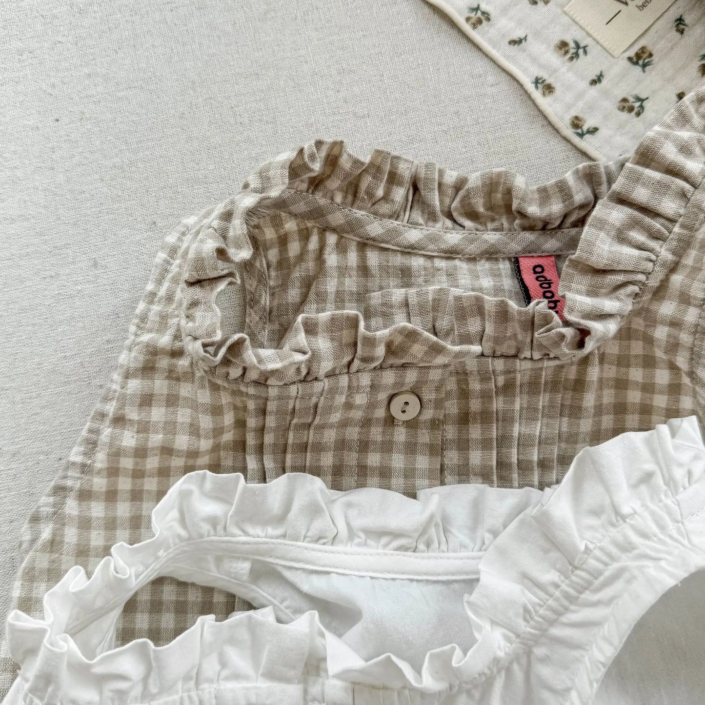 2025 Summer New Girls Sleeveless Lace Shirts Children Cotton Vest Baby Girls Blouse Solid Loose Princess Tops Kids Clothes