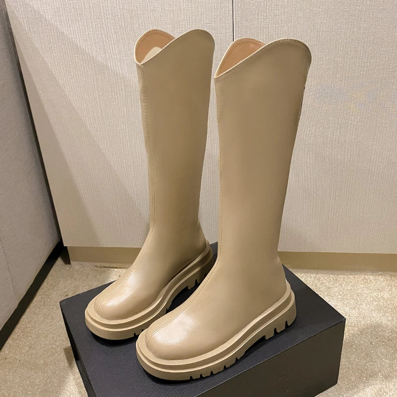 2025 New Trendy and Versatile Fashionable Casual Ankle Boots with Thick Soles and Slimming Effects