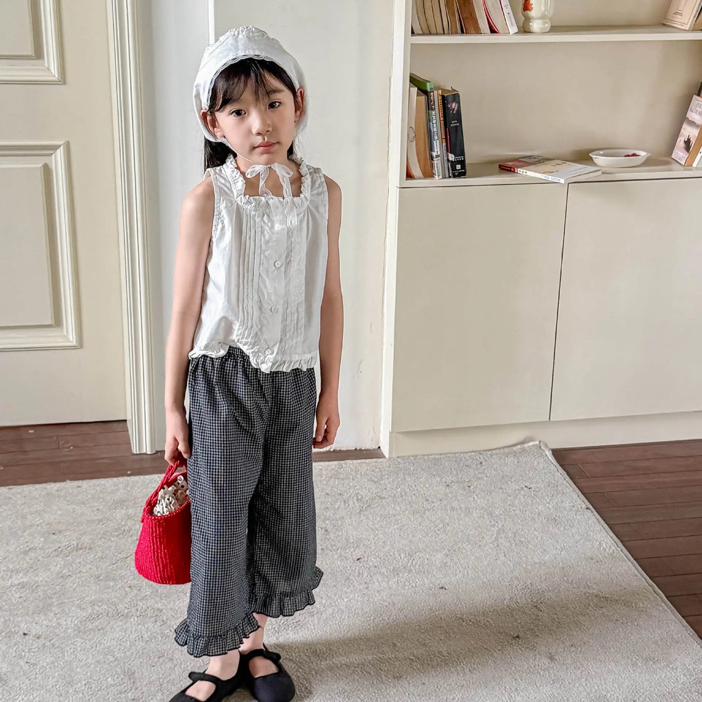 2025 Summer New Girls Sleeveless Lace Shirts Children Cotton Vest Baby Girls Blouse Solid Loose Princess Tops Kids Clothes