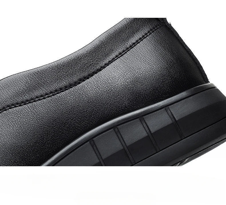 Classic Men's Leather Shoes New Black Soft Bottom Anti Slip and Breath Shoes Low-top Business Casual Loafers Formal Men's Shoes