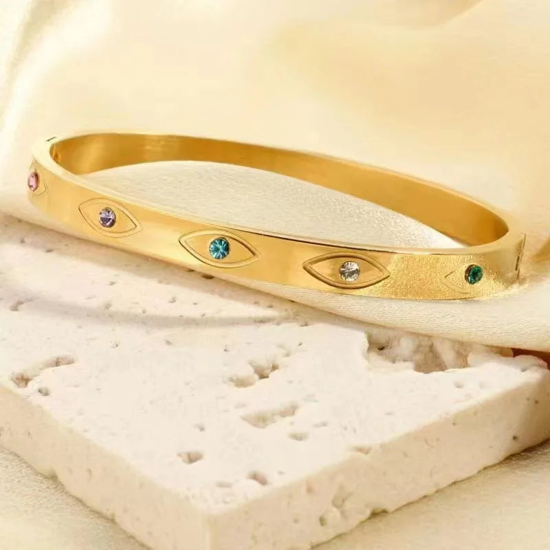 S6e4d8f922be2468bbca6327ce2fbe173R