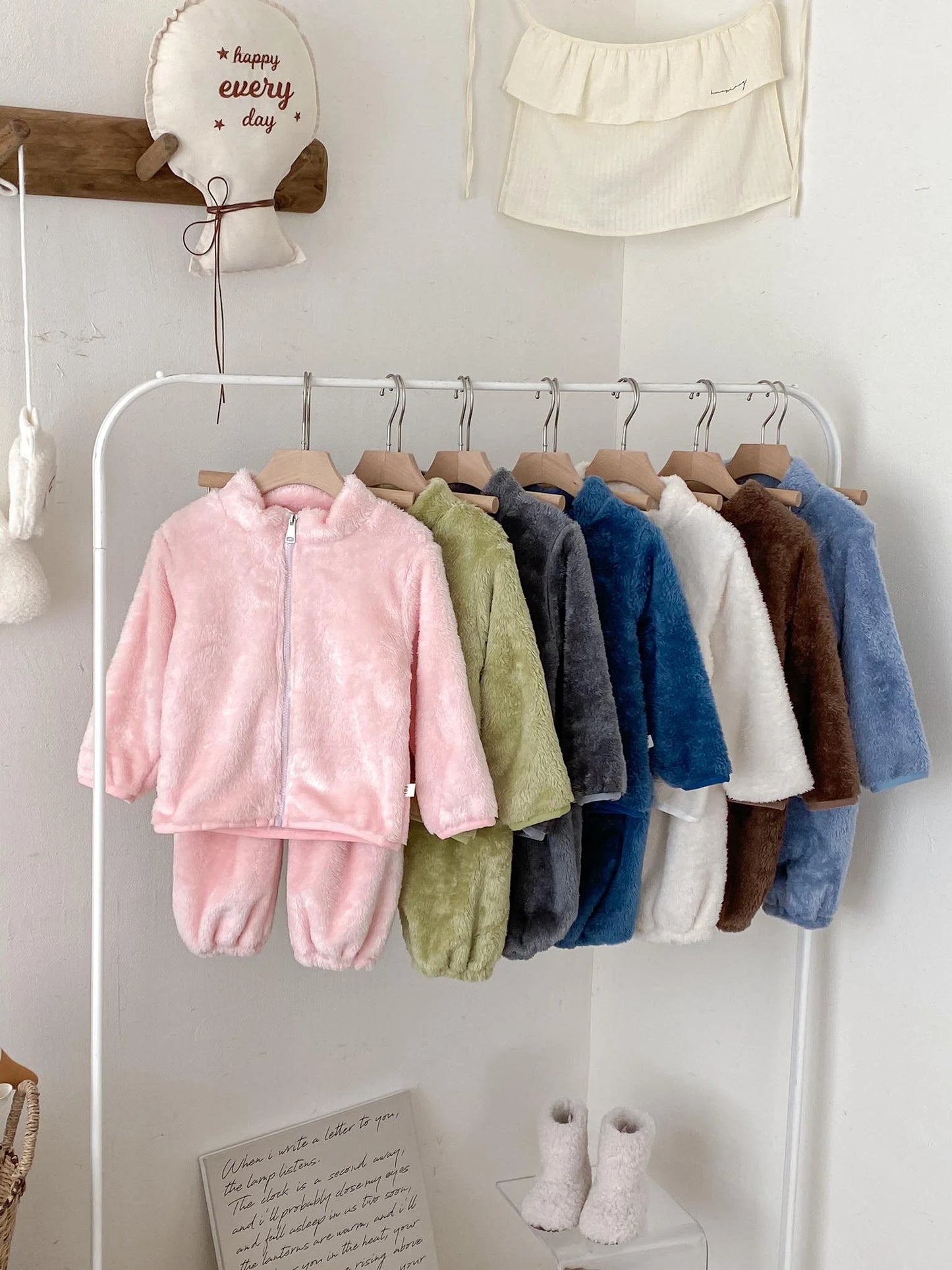 Korean Style Solid Color Baby Fleece Set Winter Soft Loungewear 2Piece Long Sleeve Top + Soft Pants For 9M-6Y Boys Girls Clothes