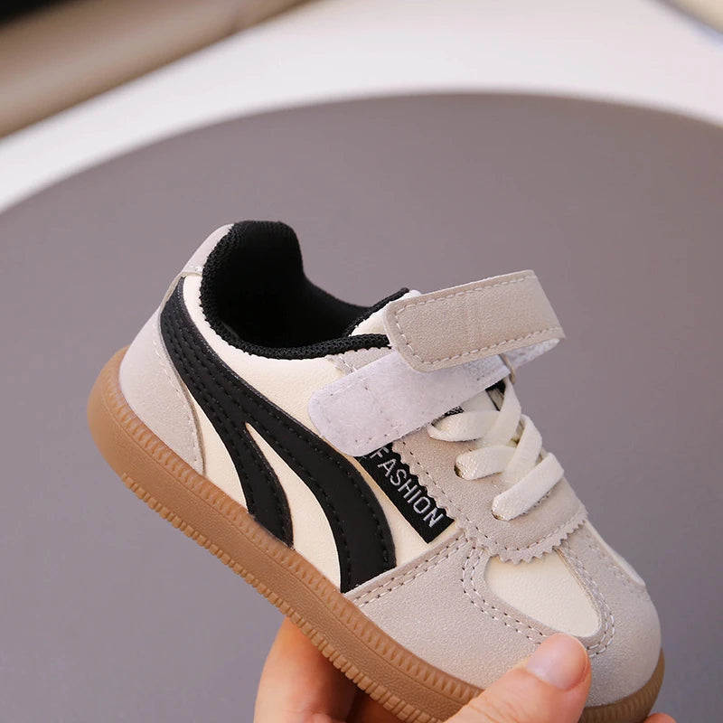 Children's Sneakers 1-8 Years Old Beige Lightweight Boys Girls Casual Shoes Four Seasons Black Soft Non-slip Kids Single Shoes