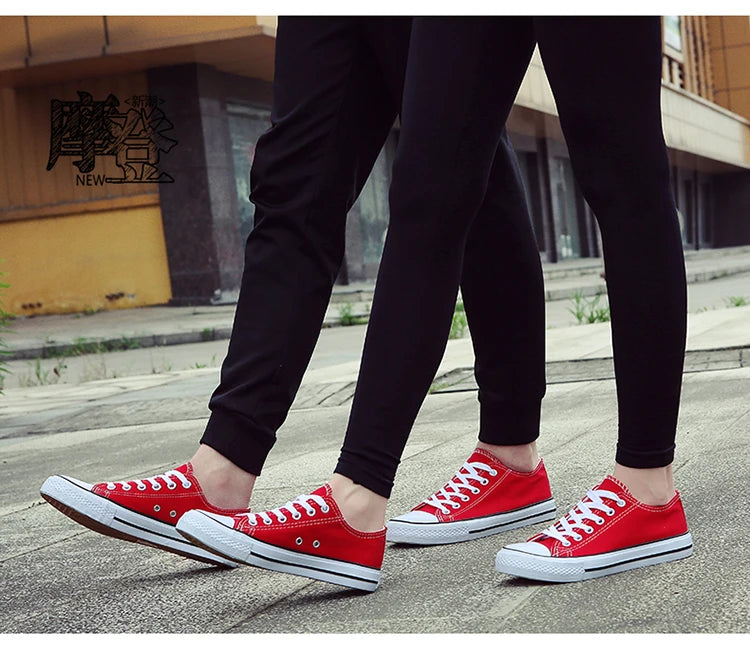 2025 Classic Canva Shoes Korean Style Couple Casual Fabric Shoes Low Top Trendy Versatile Comfortable Men's Board Shoes
