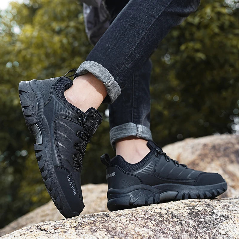 Shoes for Men Casual Shoes Men Outdoor Nonslip Hiking Camping Sneakers 2025 New Fashion Comfortable Sneakers Thick Soled Shoes