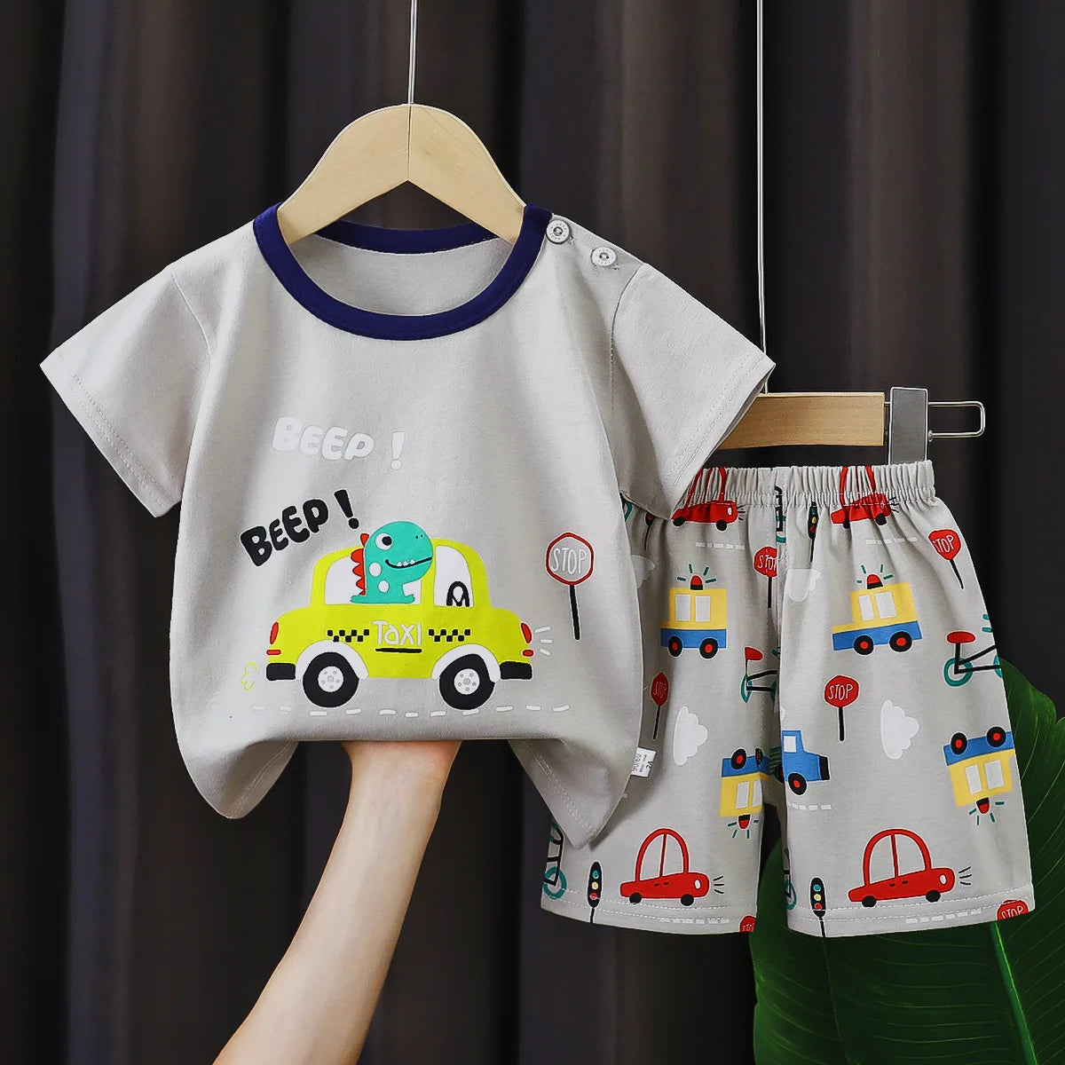 New Boys Summer Clothing Set Full Bear Print Cotton Short Sleeve T-shirts and Shorts 2PCS Breathable Outfit For Girls