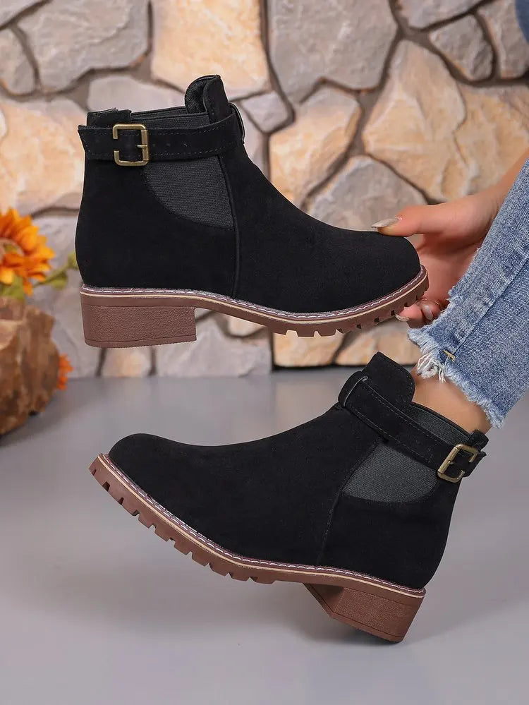 Autumn Winter Women Boots High Quality Belt Buckle Women Platform Boots Fashion British Style Round Toe Ankle Boots Women Shoes