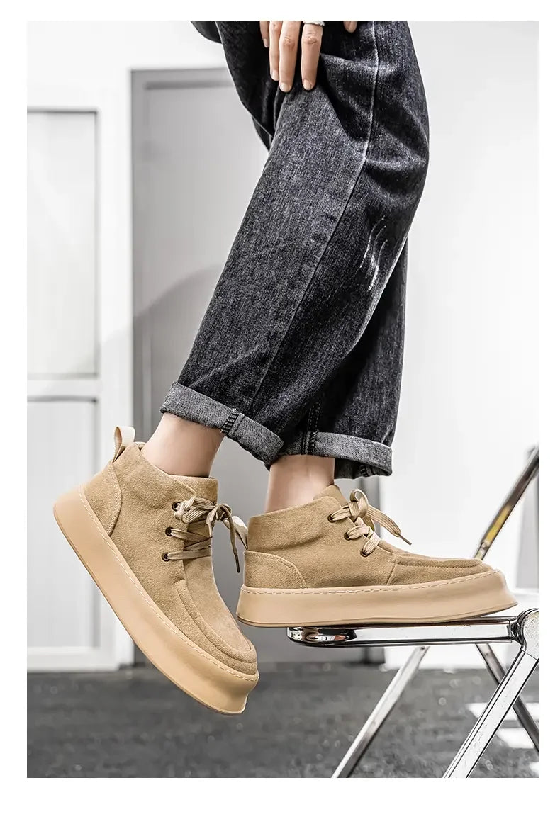 Men's High-top Boots in Solid Colors Flat Heels and Lace-up A Trendy Brand Design for The Four Seasons Fashion Walking Boots