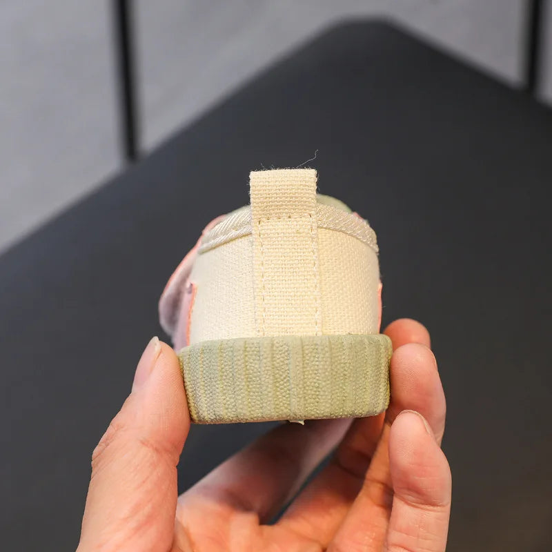 Kids Casual Shoes Boys Girls Canvas Shoes Fashion Lightweight Soft Children's Flats Anti-slip Toddler Baby Shoes Kids Sneakers