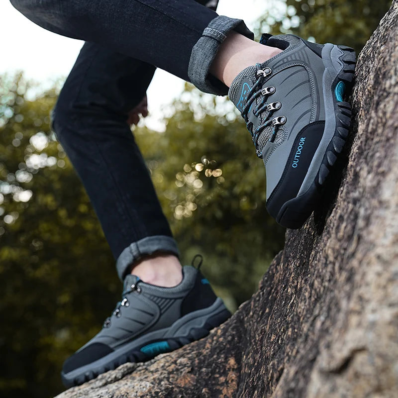 Shoes for Men Casual Shoes Men Outdoor Nonslip Hiking Camping Sneakers 2025 New Fashion Comfortable Sneakers Thick Soled Shoes