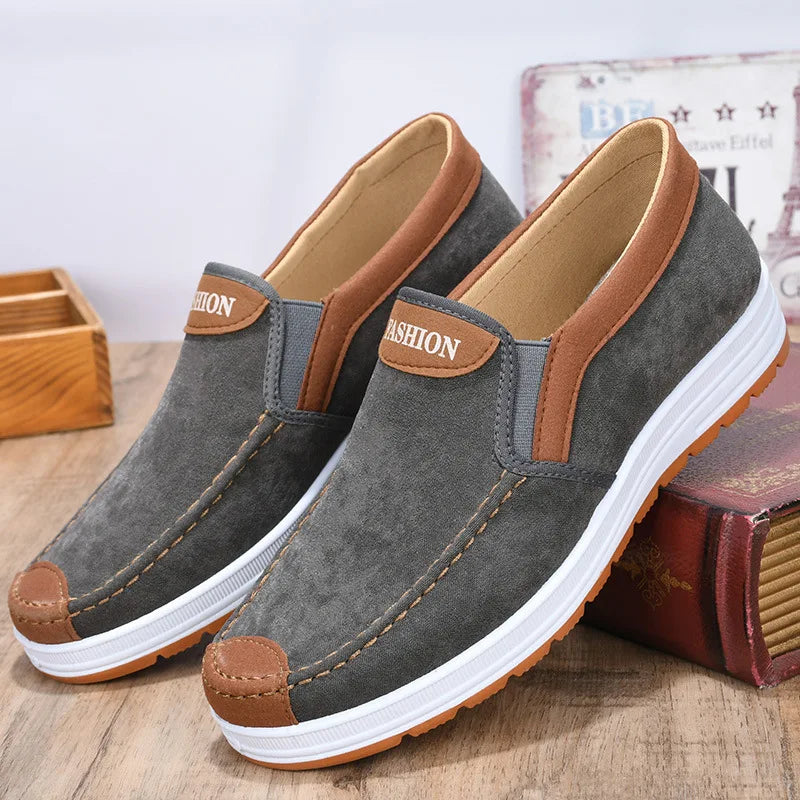 Old Beijing cloth shoes for men's casual wear resistant and anti slip men's vulcanized shoes, with a breathable canvas upper
