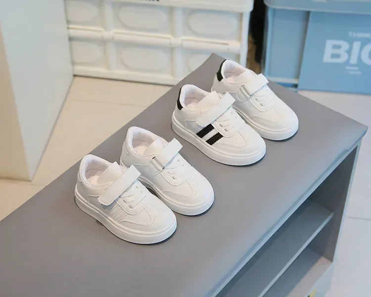 Kids Sports Shoes for School Boys Girls White Shoes Non-slip Soft Sole 2025 New Fashion Children Casual Shoes Hook&loop Trendy